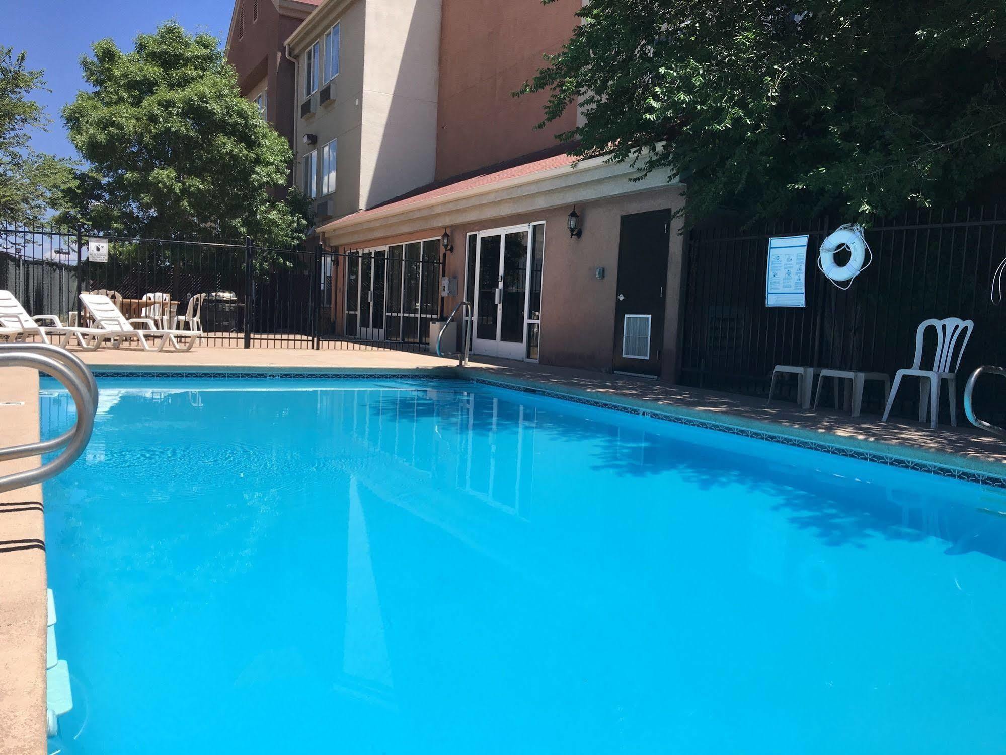 Baymont By Wyndham Albuquerque Airport Hotel Luaran gambar